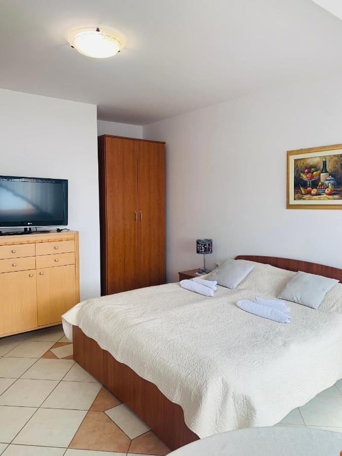 Apartment Villa Ana أوباتيا المظهر الخارجي الصورة