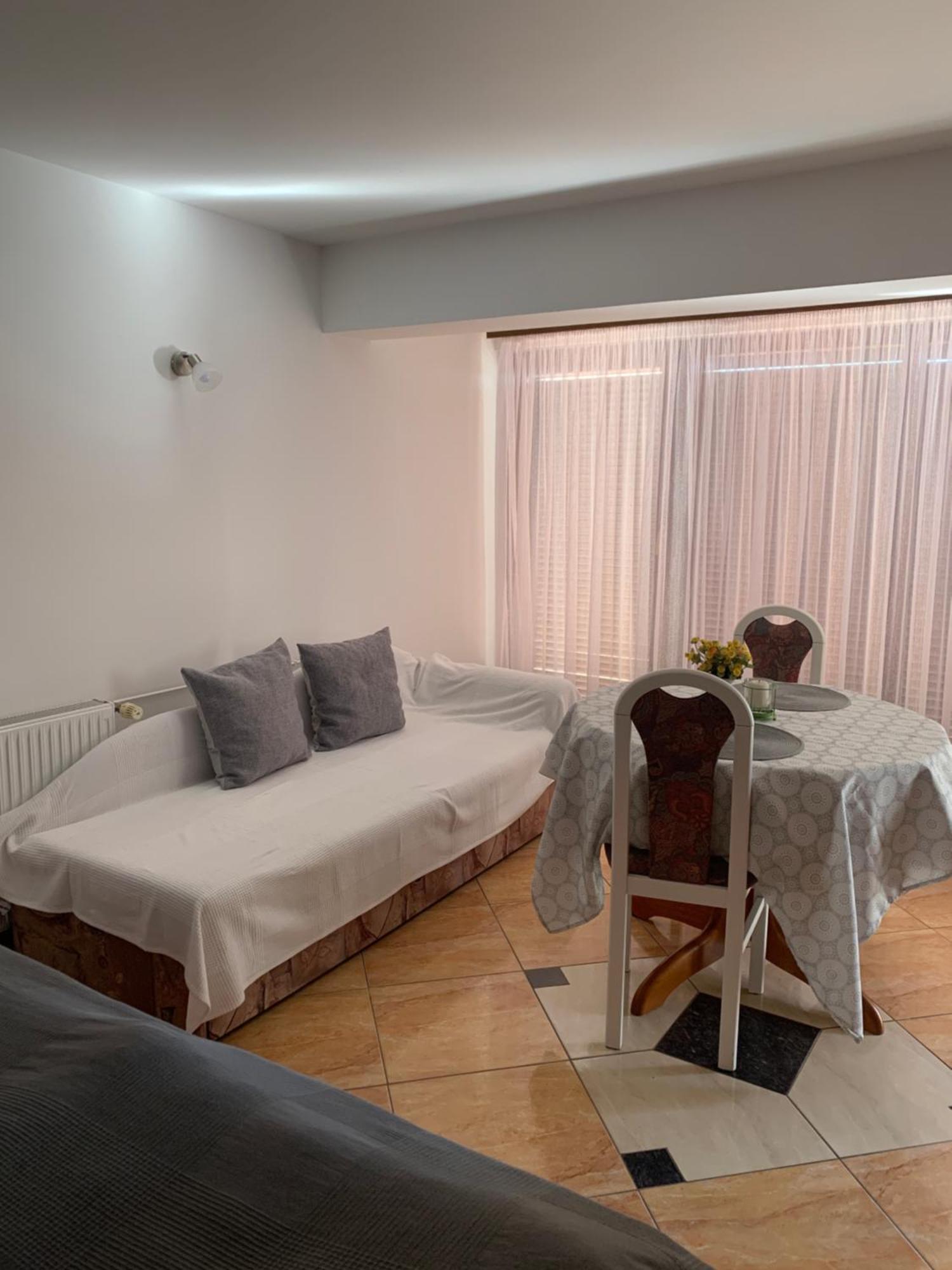Apartment Villa Ana أوباتيا المظهر الخارجي الصورة