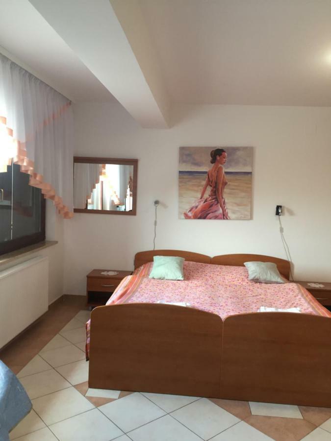 Apartment Villa Ana أوباتيا المظهر الخارجي الصورة