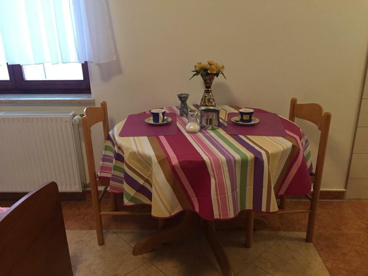 Apartment Villa Ana أوباتيا المظهر الخارجي الصورة