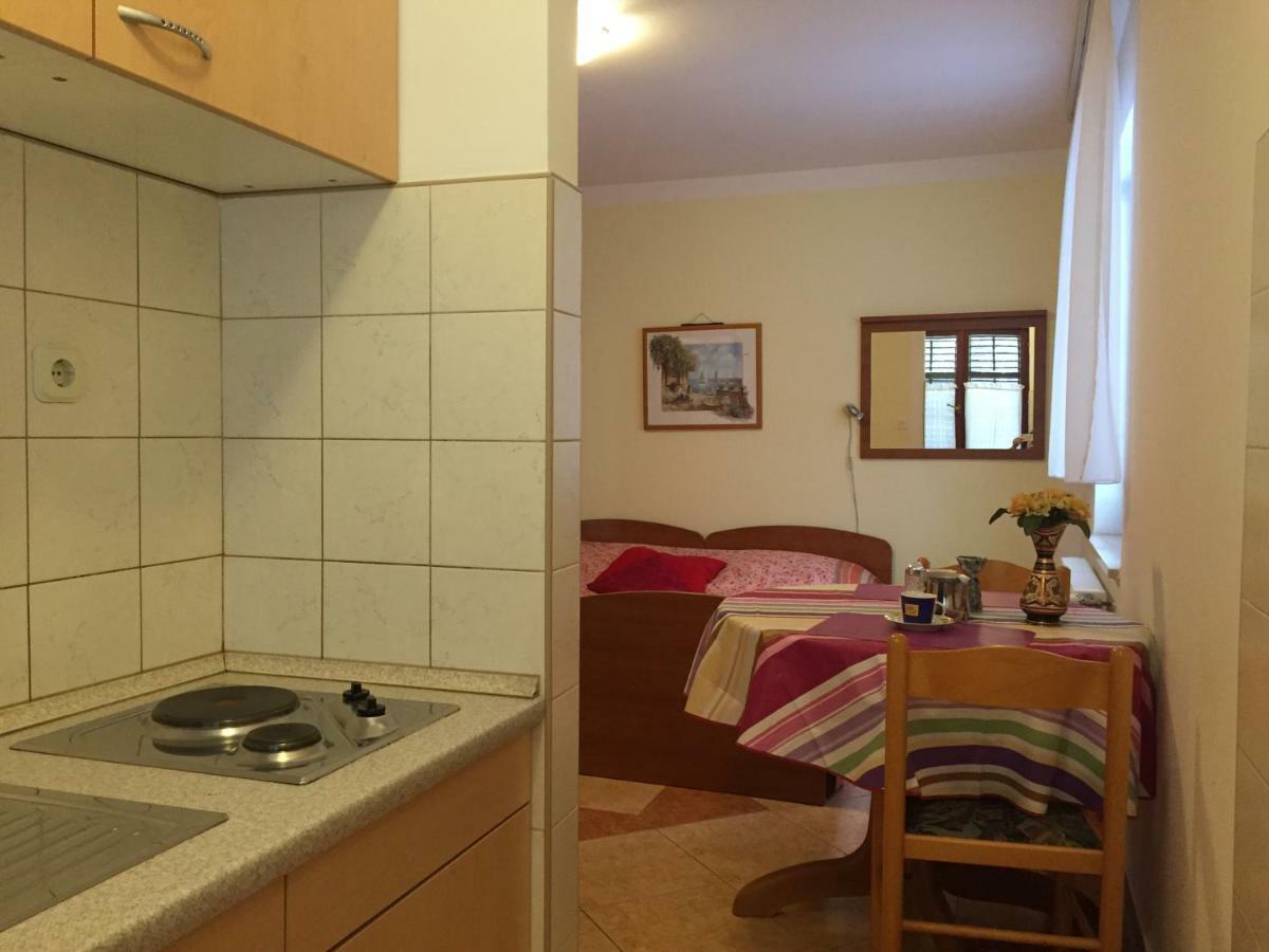 Apartment Villa Ana أوباتيا المظهر الخارجي الصورة