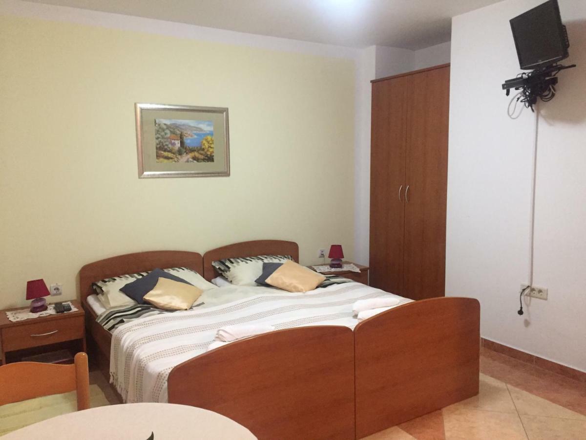 Apartment Villa Ana أوباتيا المظهر الخارجي الصورة