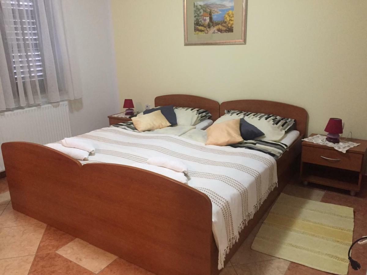 Apartment Villa Ana أوباتيا المظهر الخارجي الصورة